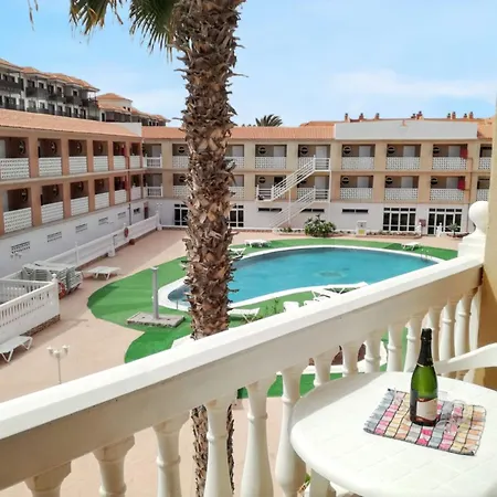Charming In 45 M² Near Pool